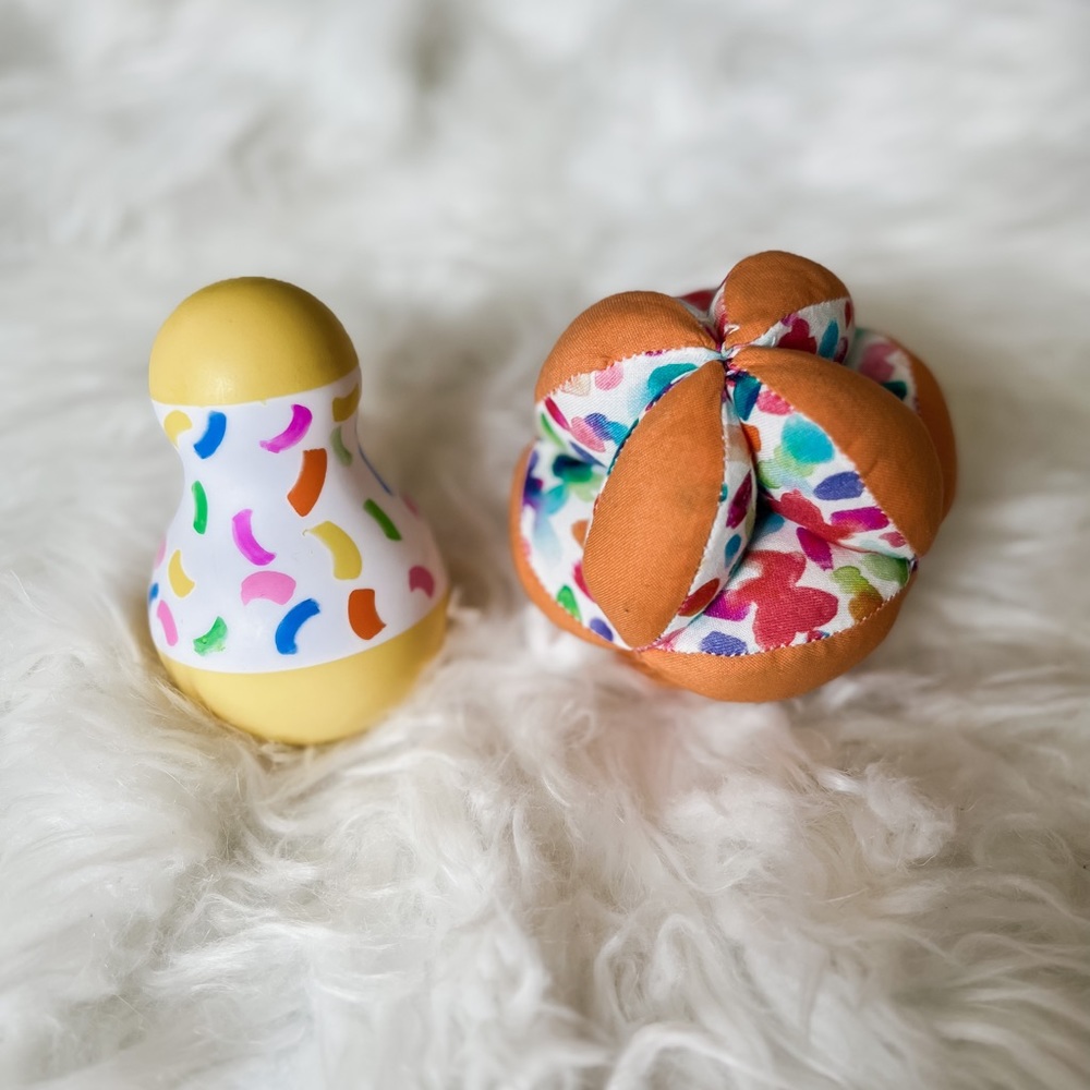 Lovevery Tummy Time Wobbler & Ball